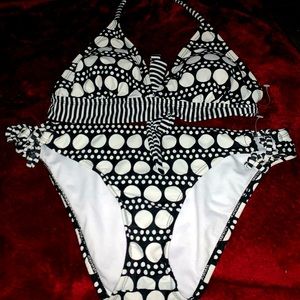 Brand new girls bikini with padding
